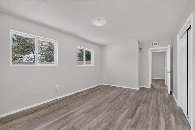 9615 McKnight Avenue NE, Albuquerque, NM 87112