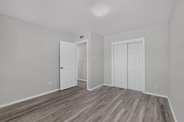 9615 McKnight Avenue NE, Albuquerque, NM 87112