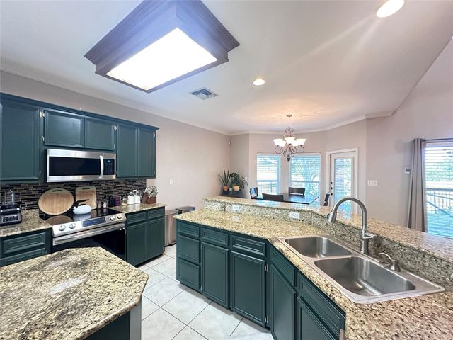 6321 Oso Parkway, Corpus Christi, TX 78414