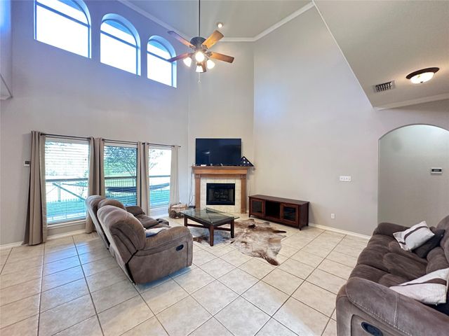 6321 Oso Parkway, Corpus Christi, TX 78414