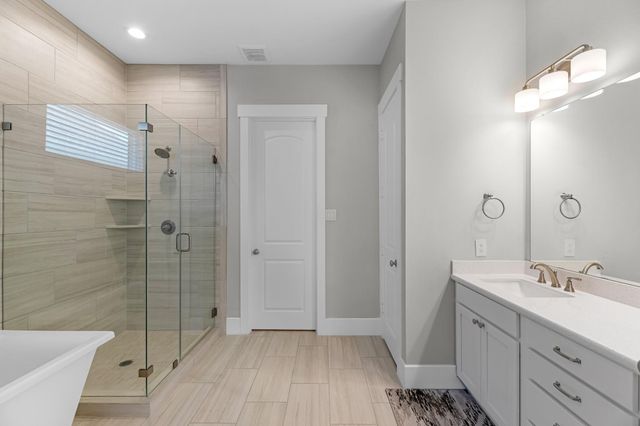 11 Thorpe Lane, Spring, TX 77389