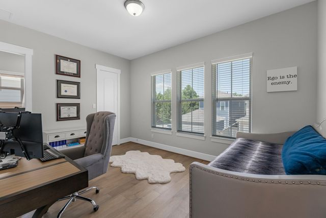 11 Thorpe Lane, Spring, TX 77389