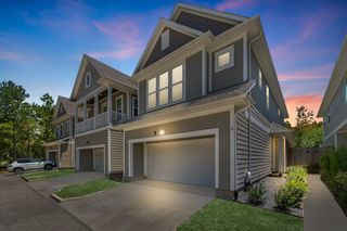 11 Thorpe Lane, Spring, TX 77389