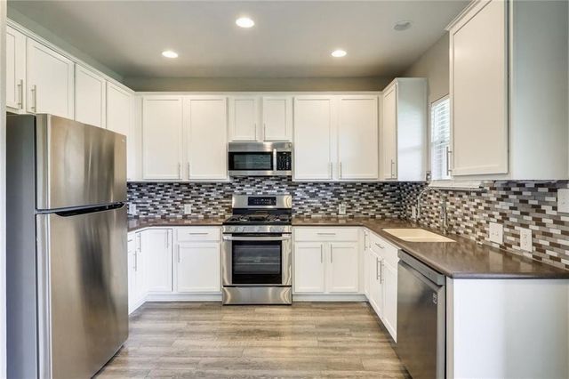15113 FERNHILL DR, Austin, TX 78717