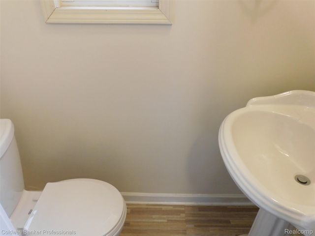 2455 Buckingham Avenue, Birmingham, MI 48009