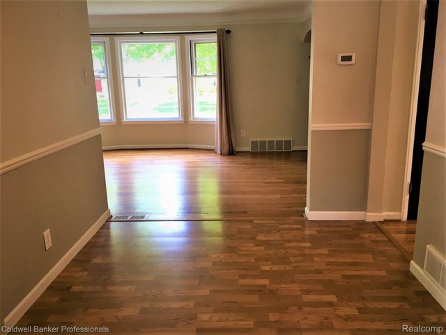 2455 Buckingham Avenue, Birmingham, MI 48009