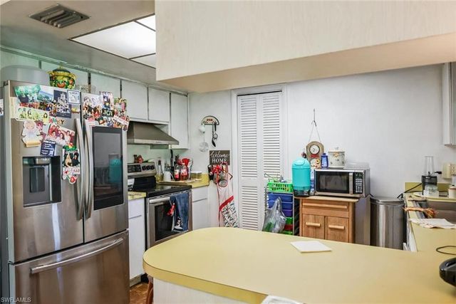 1433 SE 14th TER, Cape Coral, FL 33990