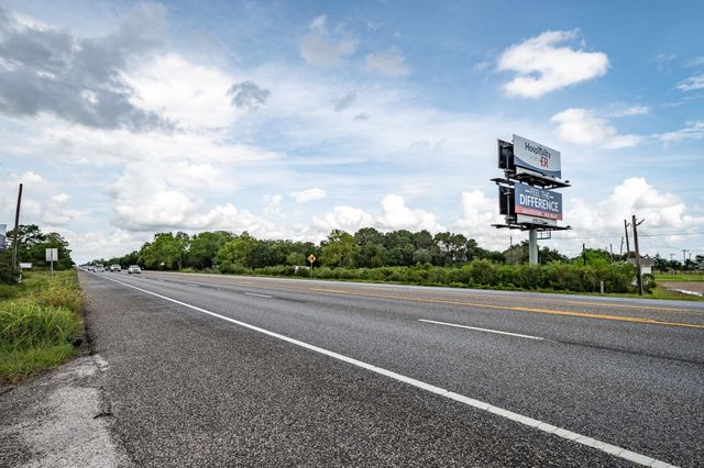 00 Hwy 6, Hitchcock, TX 77510