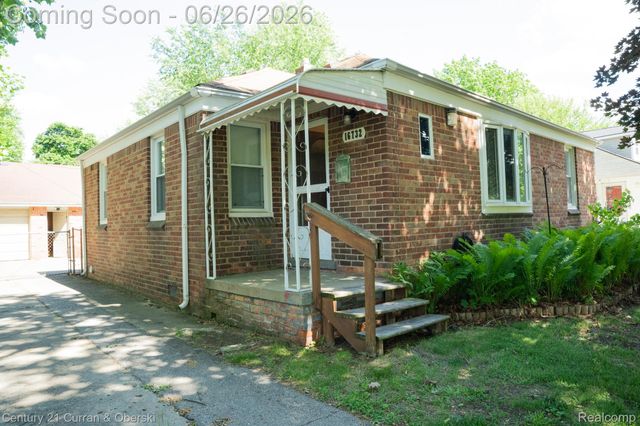 16732 Garfield, Redford Charter Township, MI 48240