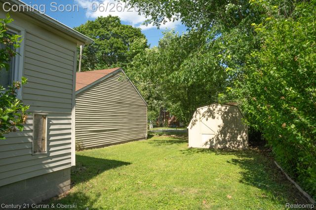 16732 Garfield, Redford Charter Township, MI 48240