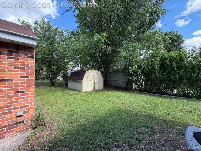 16732 Garfield, Redford Charter Township, MI 48240