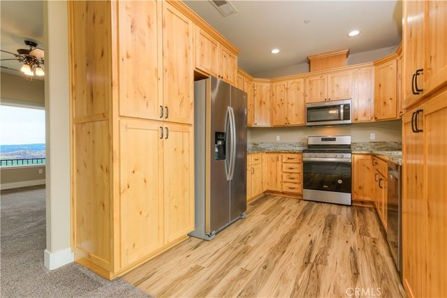 6092 Cliff Drive, Paradise, CA 95969