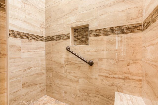 6092 Cliff Drive, Paradise, CA 95969