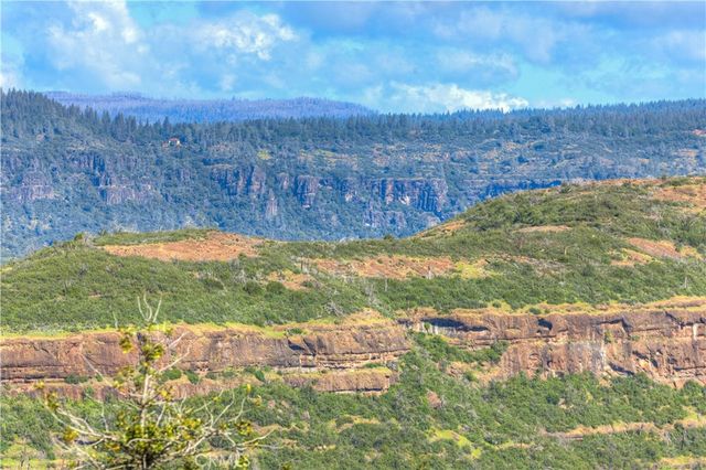 6092 Cliff Drive, Paradise, CA 95969