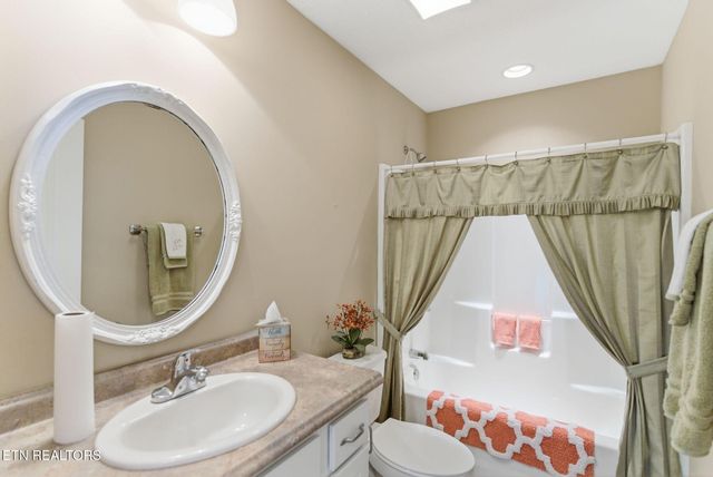 128 Ann Cove Lane, Powell, TN 37849