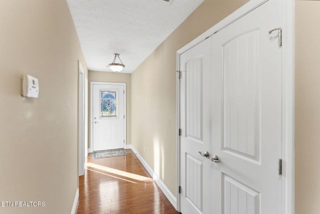 128 Ann Cove Lane, Powell, TN 37849