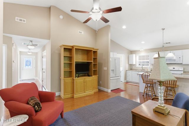 128 Ann Cove Lane, Powell, TN 37849