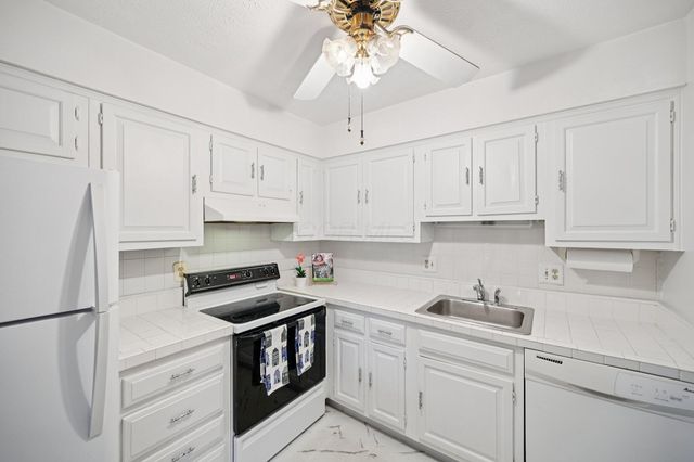 1440 Slade Avenue, 301, Columbus, OH 43235