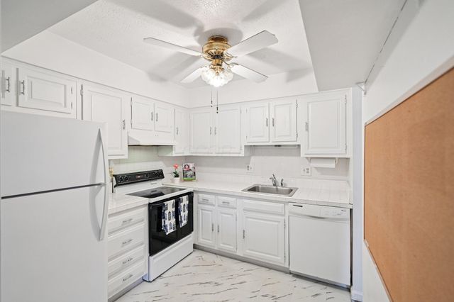 1440 Slade Avenue, 301, Columbus, OH 43235