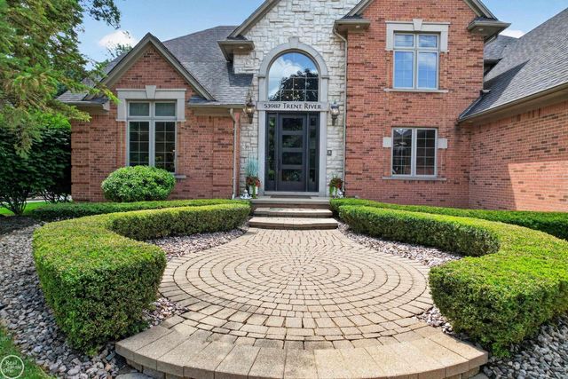 53987 Trent River Drive, Shelby Twp, MI 48315