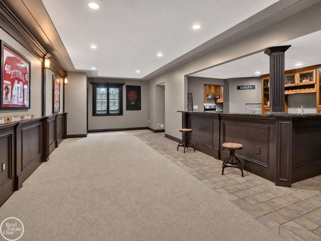 53987 Trent River Drive, Shelby Twp, MI 48315