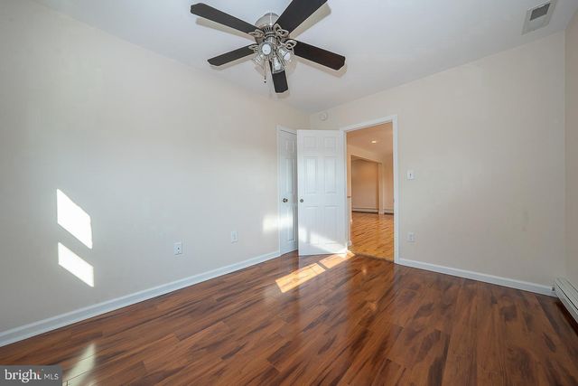 6950 FOWLER ST, Philadelphia, PA 19128