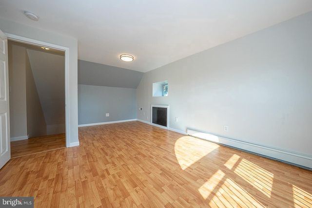 6950 FOWLER ST, Philadelphia, PA 19128