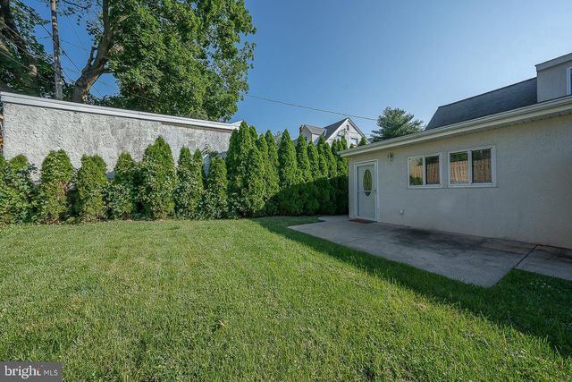 6950 FOWLER ST, Philadelphia, PA 19128