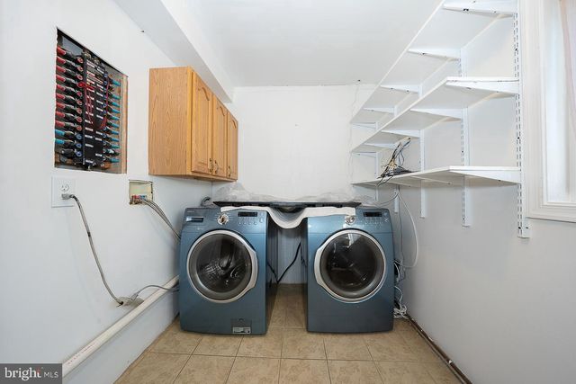 6950 FOWLER ST, Philadelphia, PA 19128