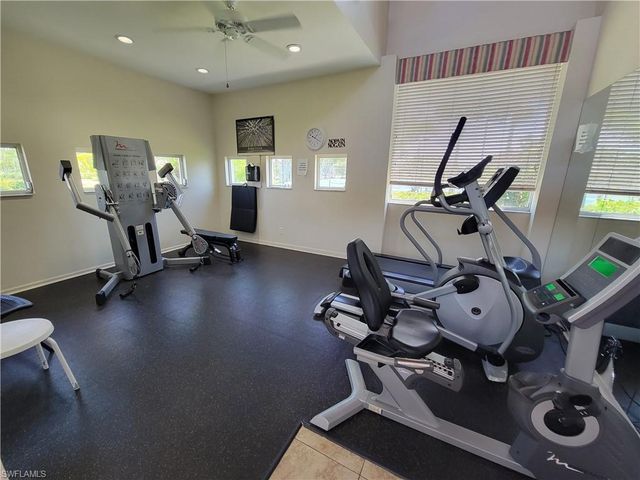 7761 Jewel LN 204, Naples, FL 34109