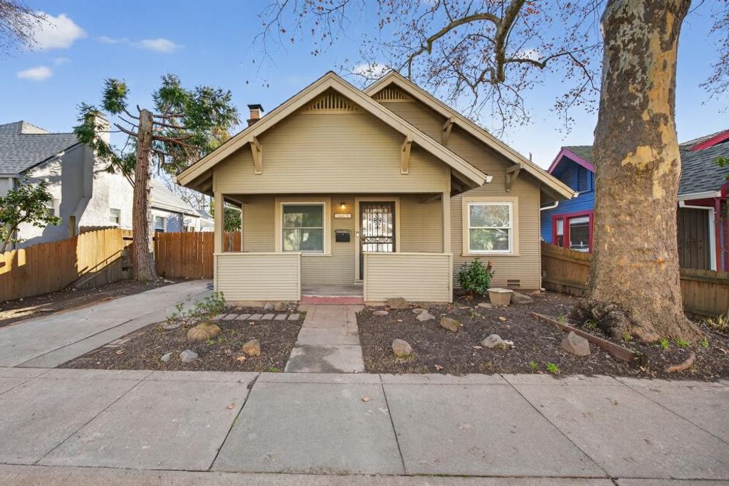 1828 Larkin Way, Sacramento, CA 95818