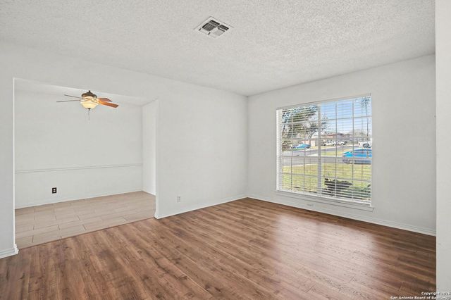 104 Firestone, Schertz, TX 78154