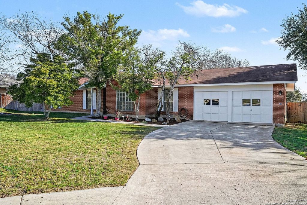 104 Firestone, Schertz, TX 78154