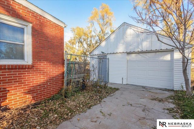 2222 N 31 Street, Lincoln, NE 68503