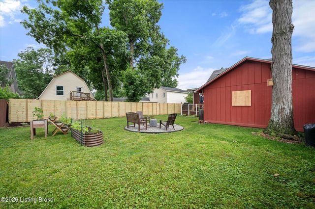 505 Wood Rd, Lyndon, KY 40222