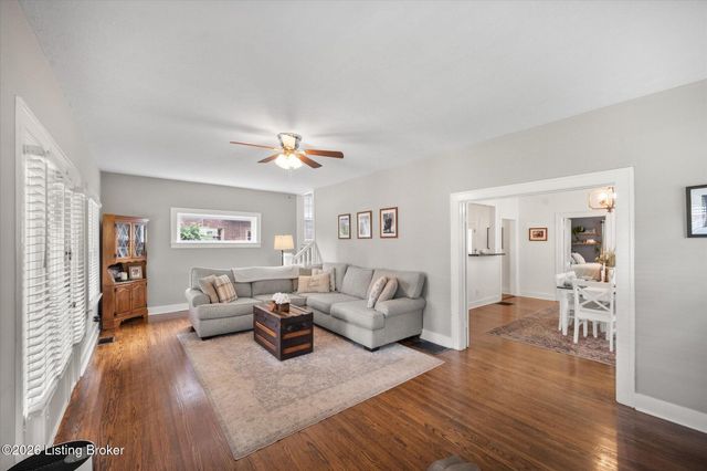 505 Wood Rd, Lyndon, KY 40222