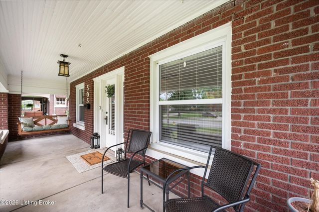 505 Wood Rd, Lyndon, KY 40222