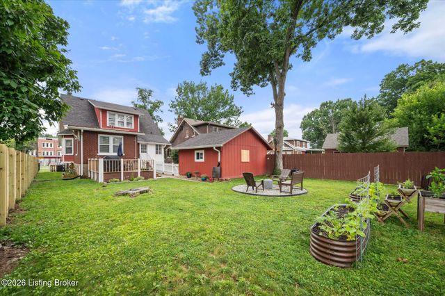 505 Wood Rd, Lyndon, KY 40222