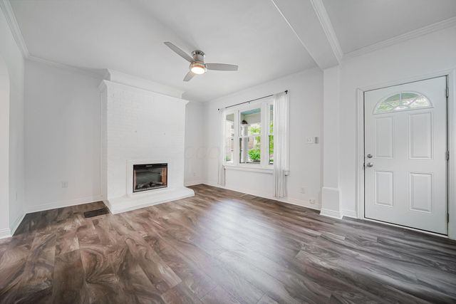 590 W 2nd Avenue, Columbus, OH 43201