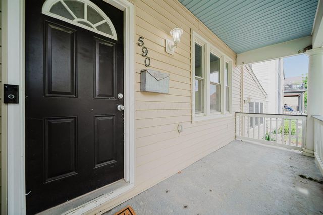 590 W 2nd Avenue, Columbus, OH 43201