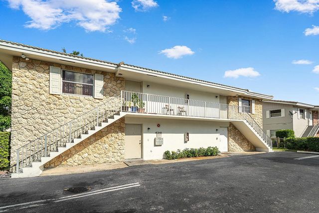 4341 Riverside Drive #D, Coral Springs, FL 33065