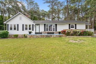 1335 N Ridge Street, Southern Pines, NC 28387
