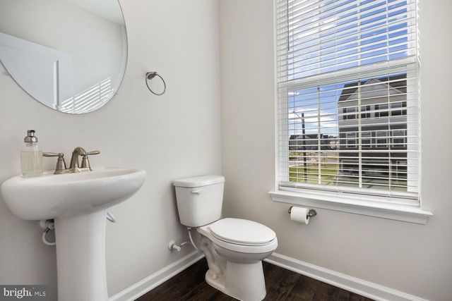 69 SISTER'S FARMSTEAD ROAD, Mount Laurel, NJ 08054