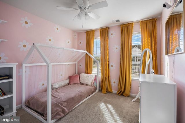 69 SISTER'S FARMSTEAD ROAD, Mount Laurel, NJ 08054