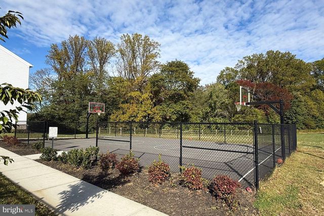 69 SISTER'S FARMSTEAD ROAD, Mount Laurel, NJ 08054