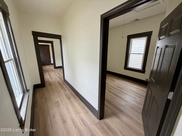 1414 Sale Ave, Louisville, KY 40215