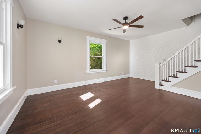 33 Monroe Street, Shelton, CT 06484