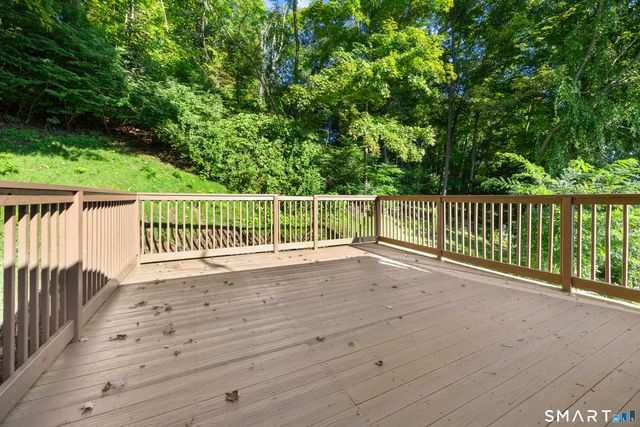 33 Monroe Street, Shelton, CT 06484