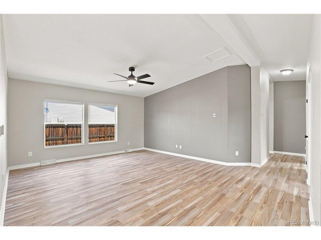 302 Apache Pl, Lochbuie, CO 80603