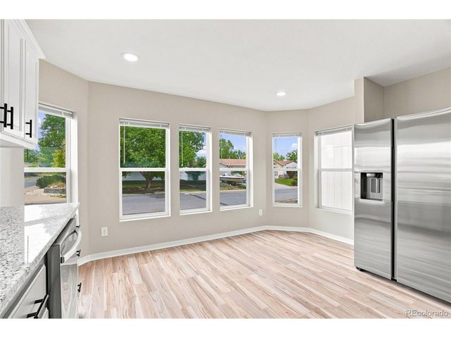 302 Apache Pl, Lochbuie, CO 80603